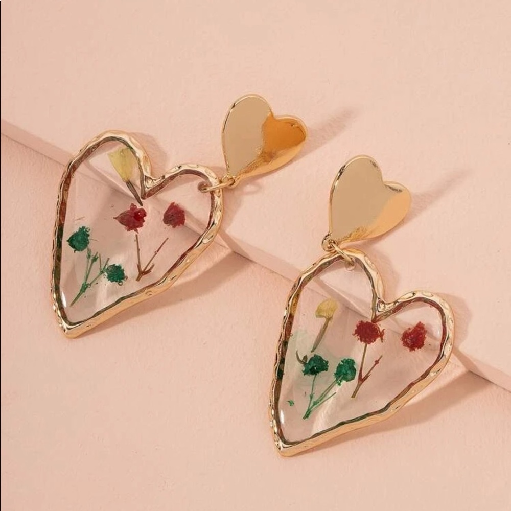 Heart-drop Floral Earrings - Picture 2 of 3
